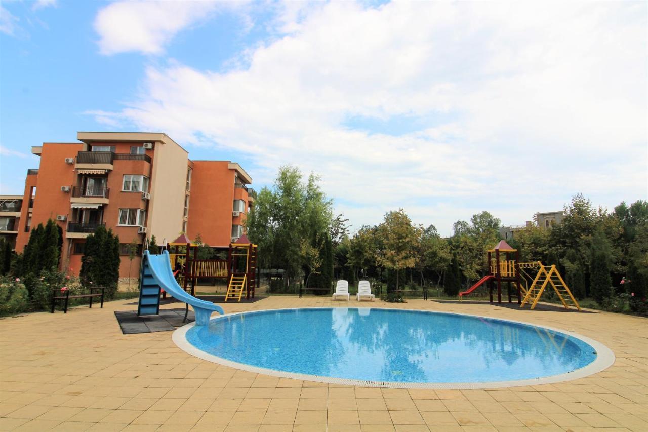 סאני ביץ' Holiday-Orchid Menada Apartments מראה חיצוני תמונה