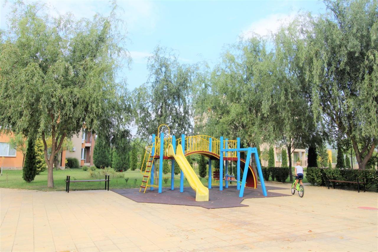 סאני ביץ' Holiday-Orchid Menada Apartments מראה חיצוני תמונה