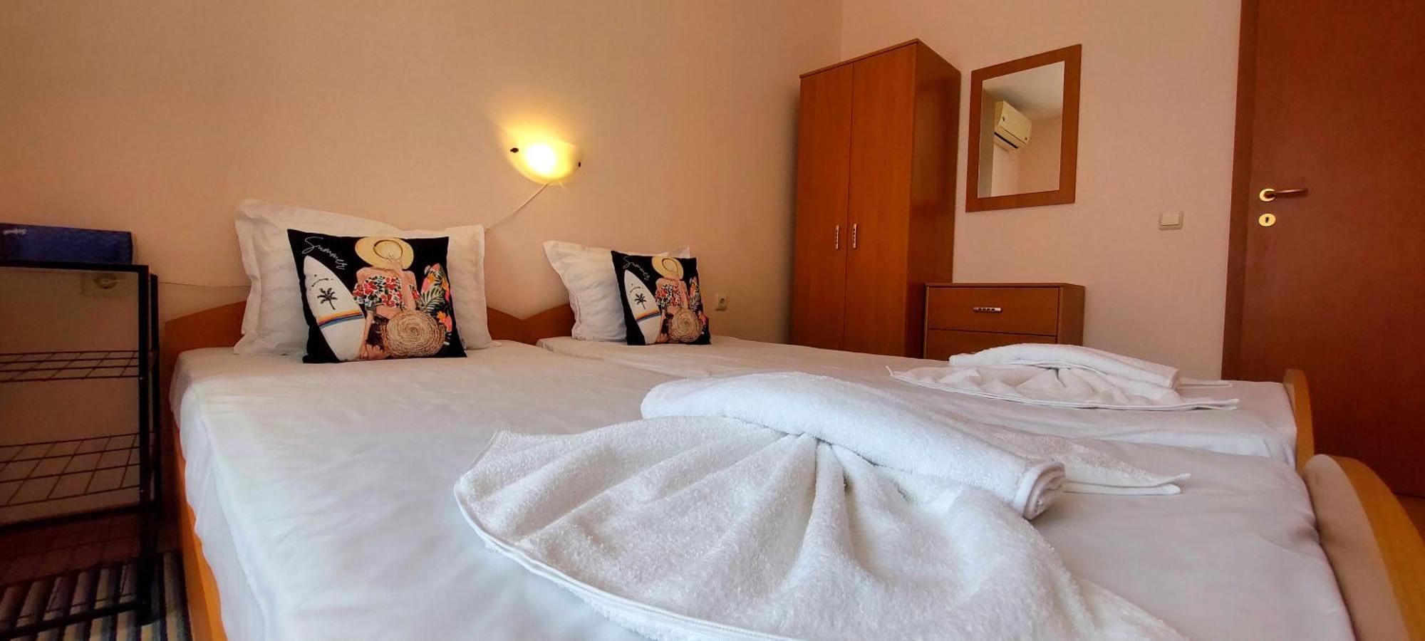 סאני ביץ' Holiday-Orchid Menada Apartments חדר תמונה